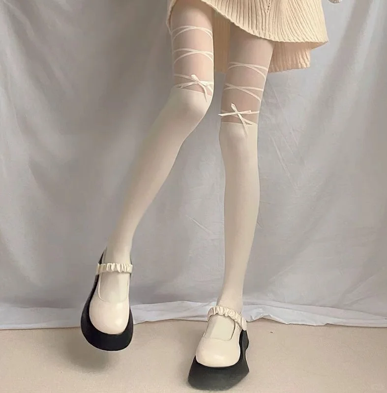 2. 《茶会被问爆链接的白丝！蝴蝶结水钻直接