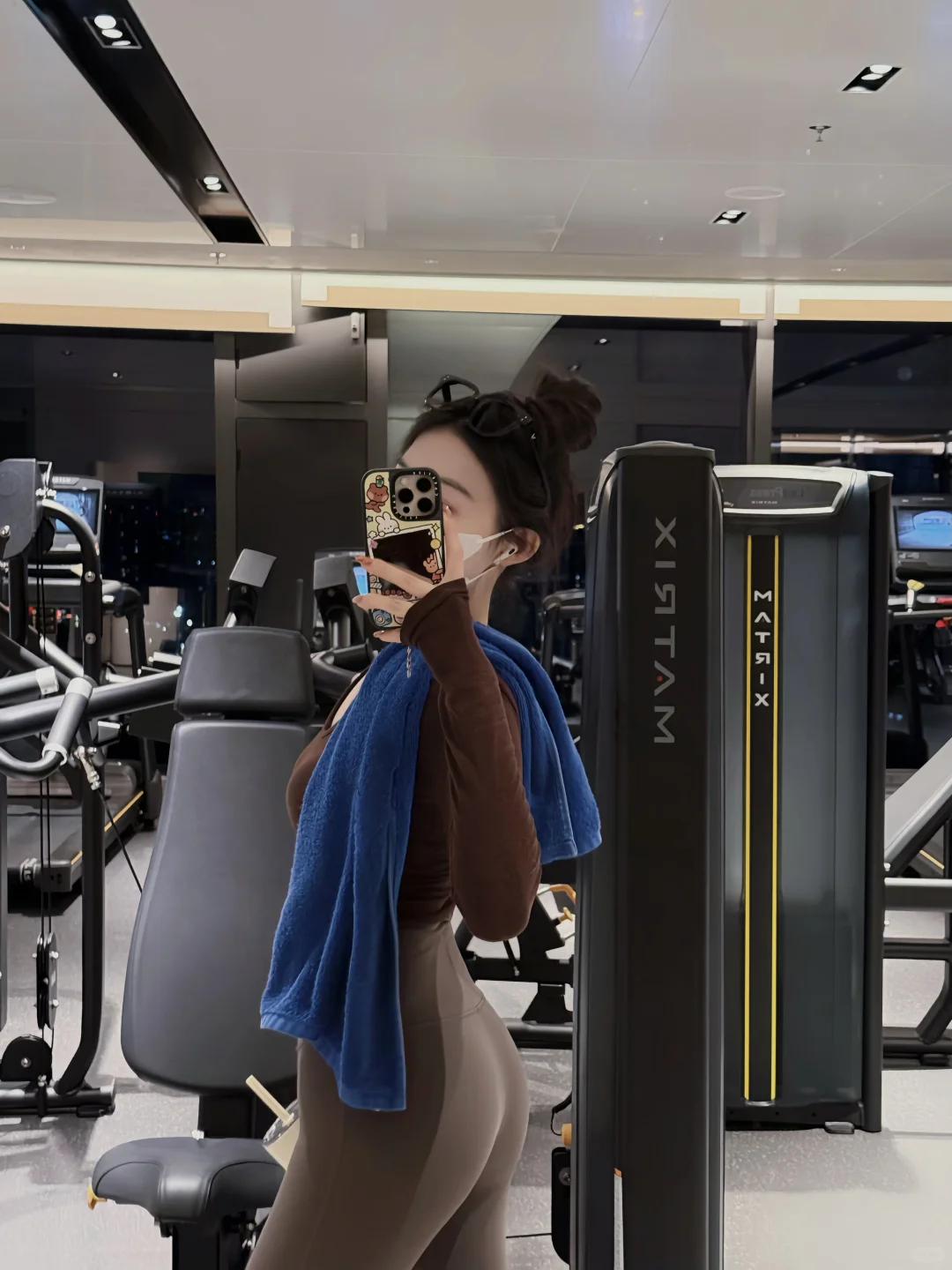 要不断的 反复的 爱上了不起的自己