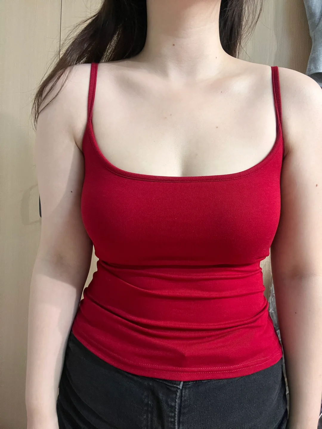 第一次尝试红色吊带！真被惊艳到好显白啊～