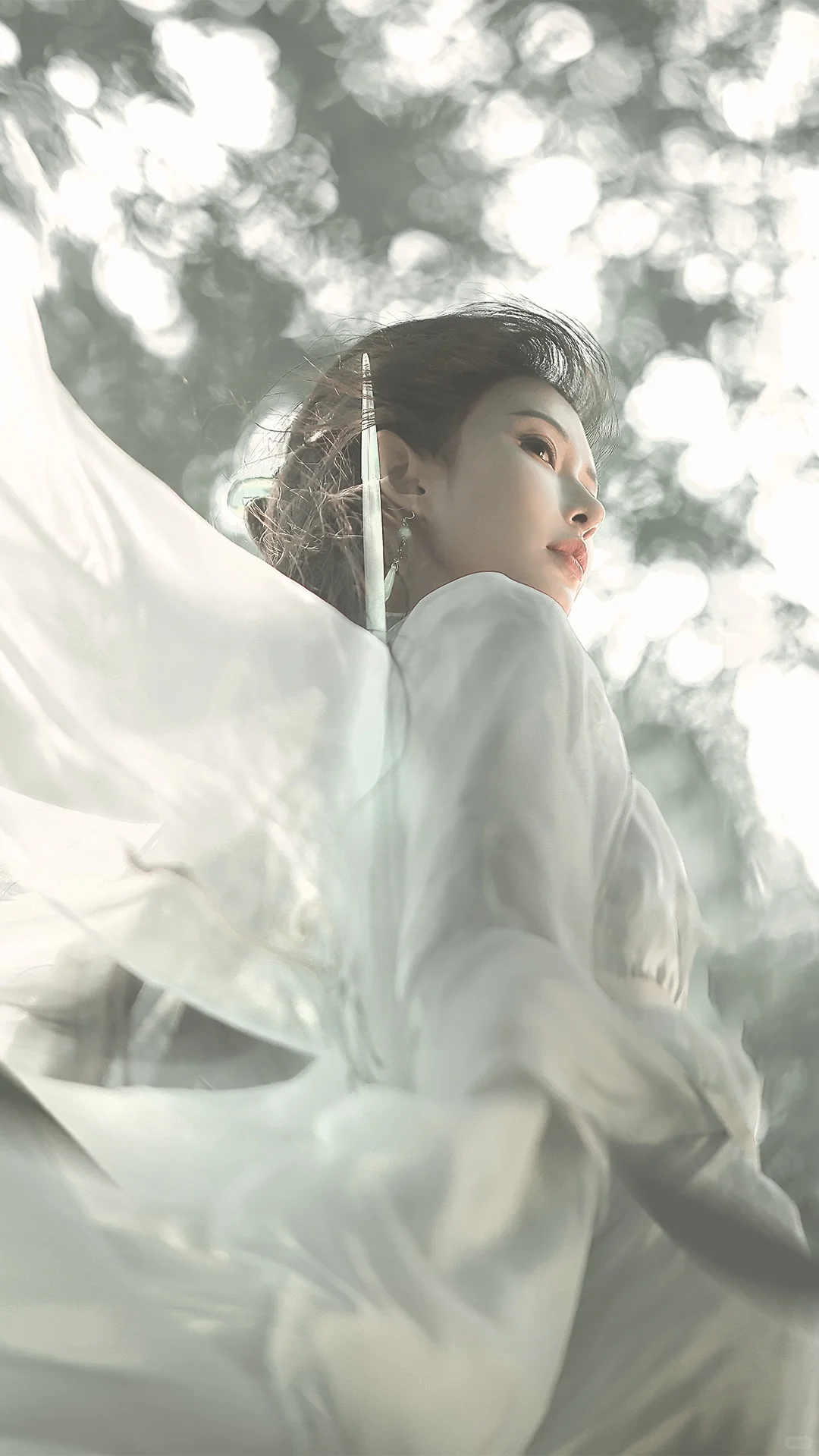 一袭青衣，竹林剑仙