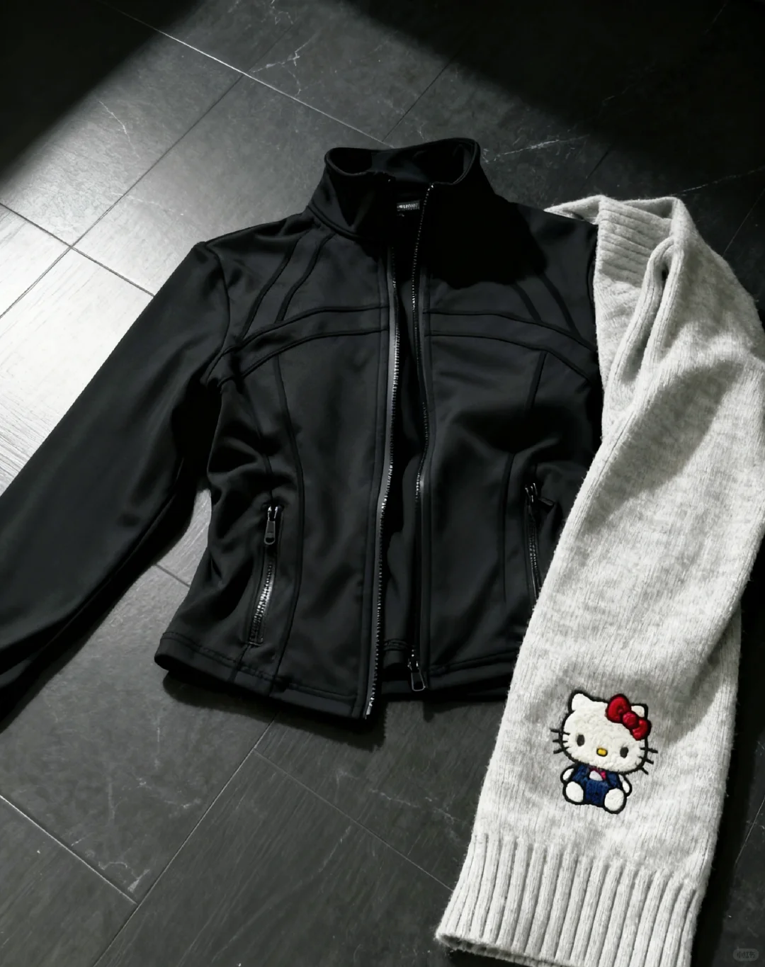 翘臀应该可以顶一瓶可乐吧