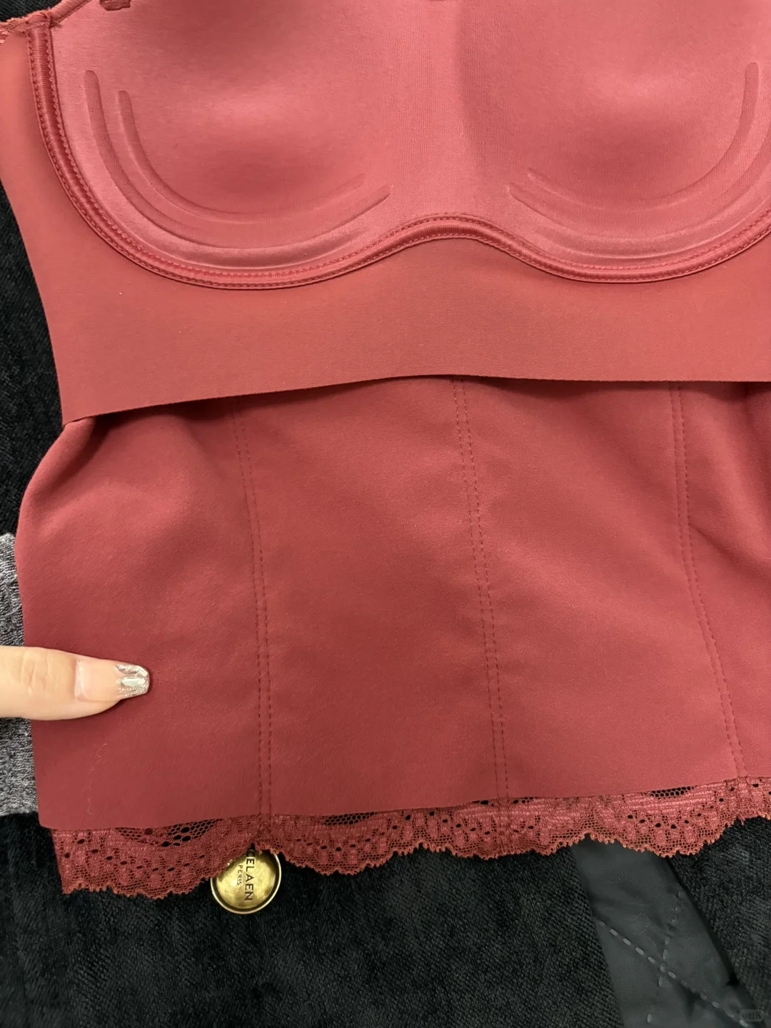 秋冬内搭封神！这鱼骨吊带氛围感直接拉满～