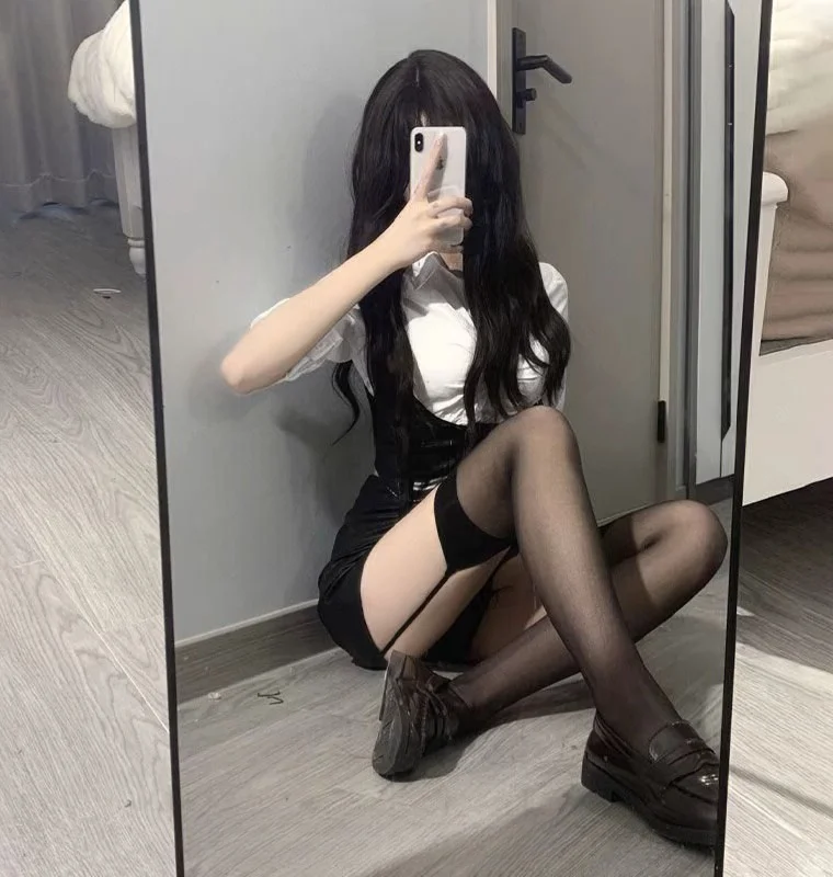 2. 《茶会被问爆链接的白丝！蝴蝶结水钻直接