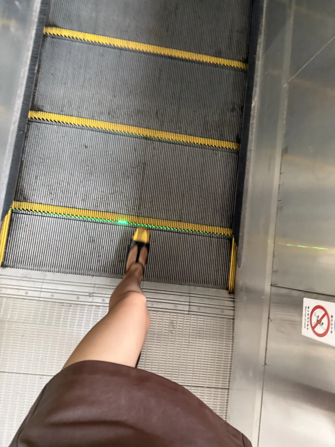 🧡 今日份温柔 是巧克力色丝袜带给我的