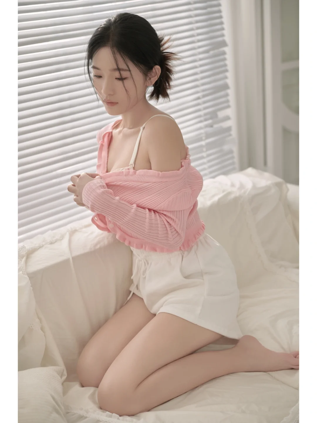 靠近光追随光✨一张照片封神の纯欲私房