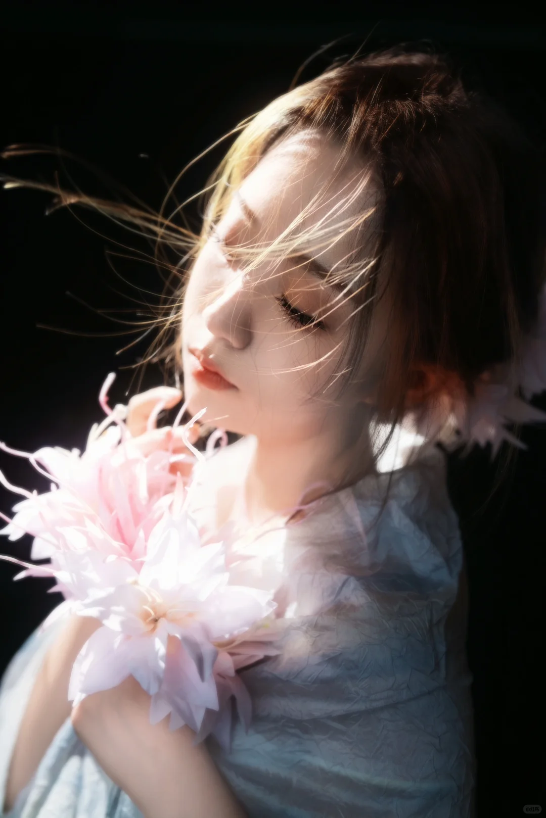 女性的躯体具有艺术感