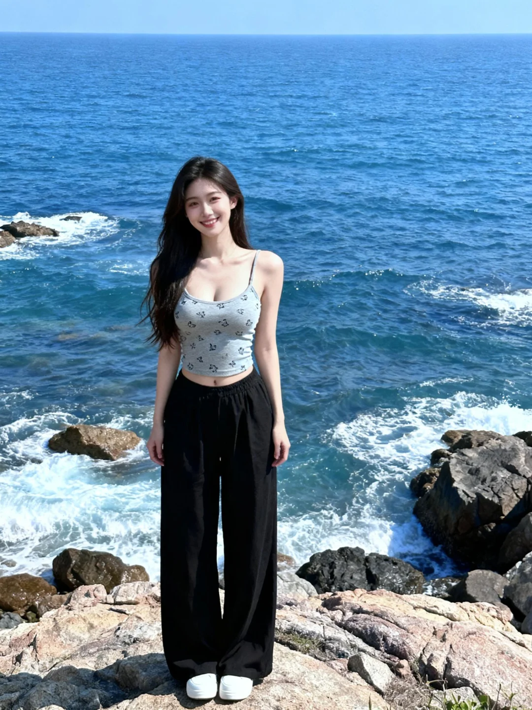 🌊辣妹穿搭｜吊带的松弛感拿捏住了！