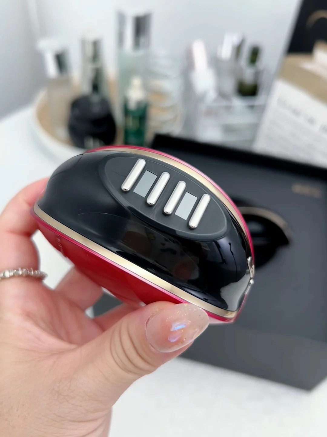 自用这俩款美容仪，聊聊感受