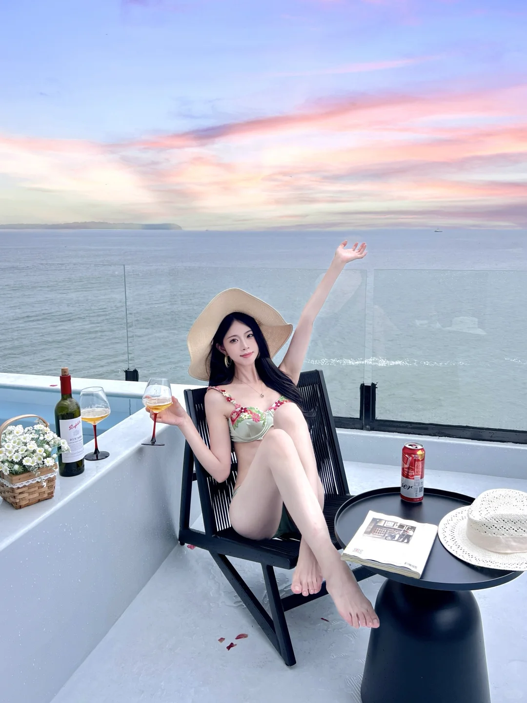 来场浪漫微醺🥂&泳池拍照姿势