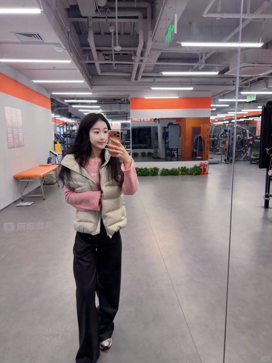 撸铁两小时，想吃啥吃啥