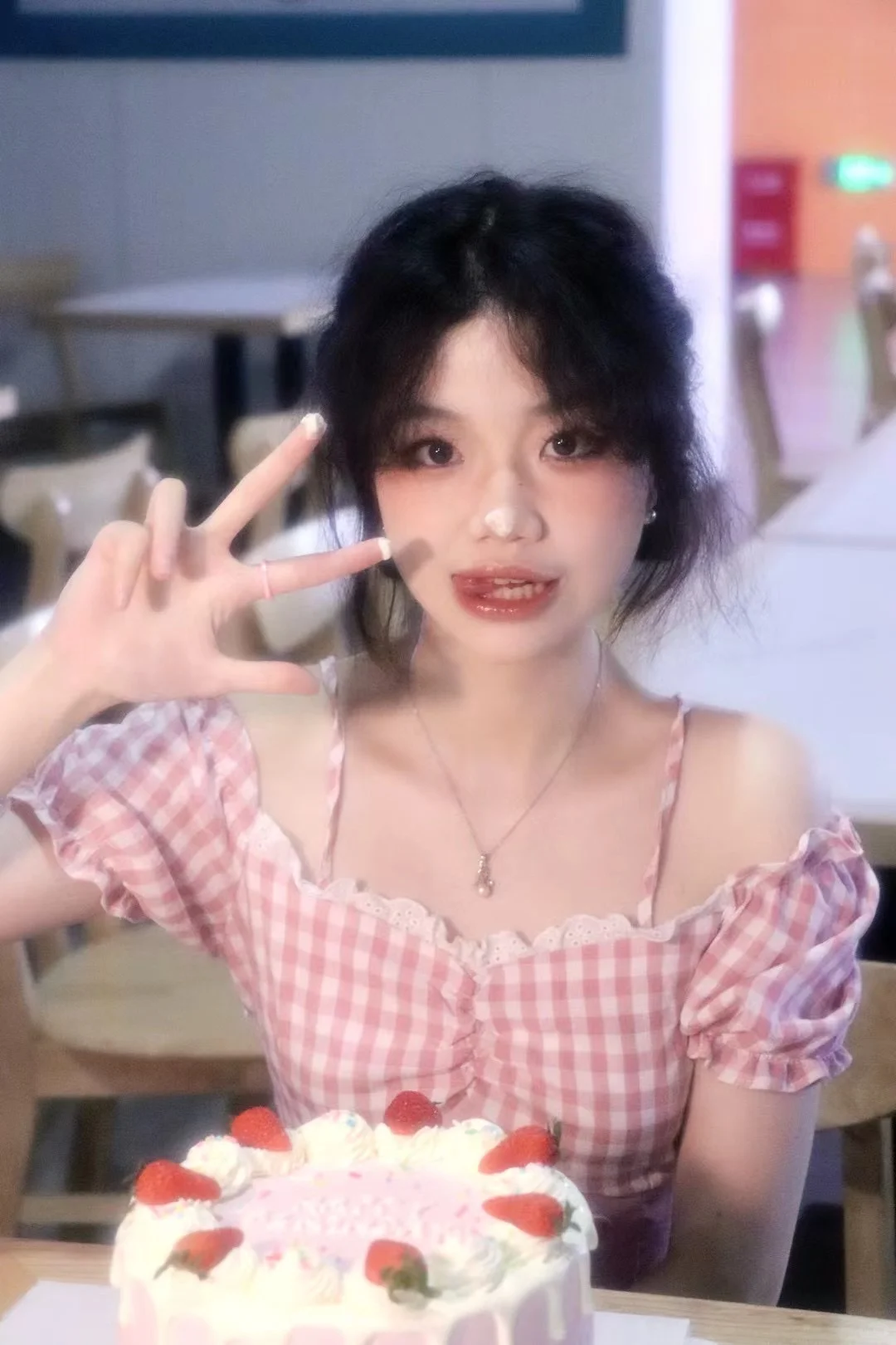 天啊 广州竟然还有这么甜的小偿模特！！