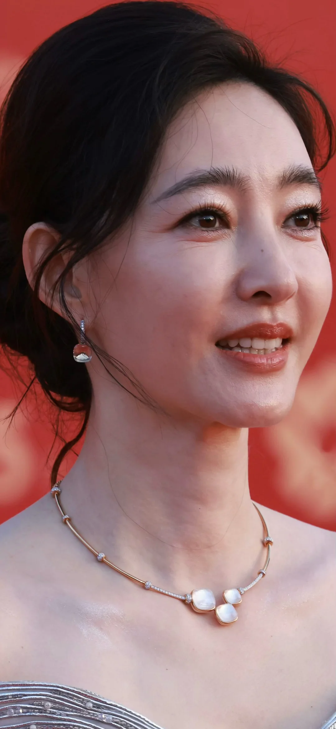 王丽坤 松弛且高雅 美