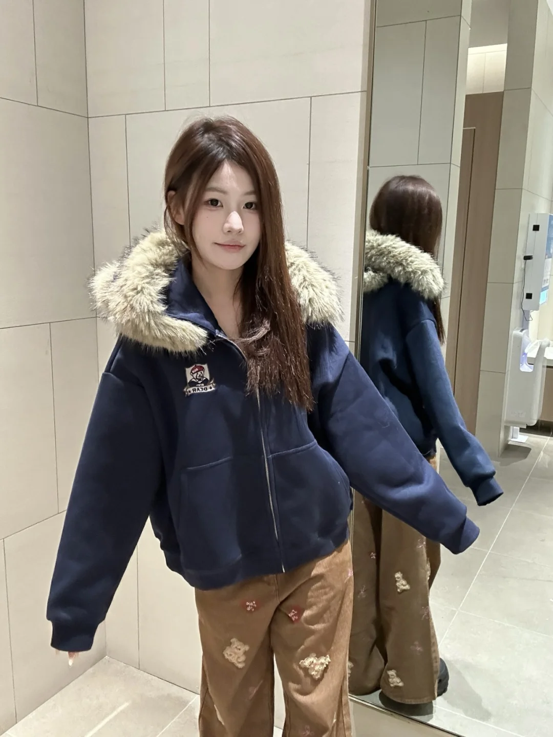 毛茸茸的超有氛围感的外套