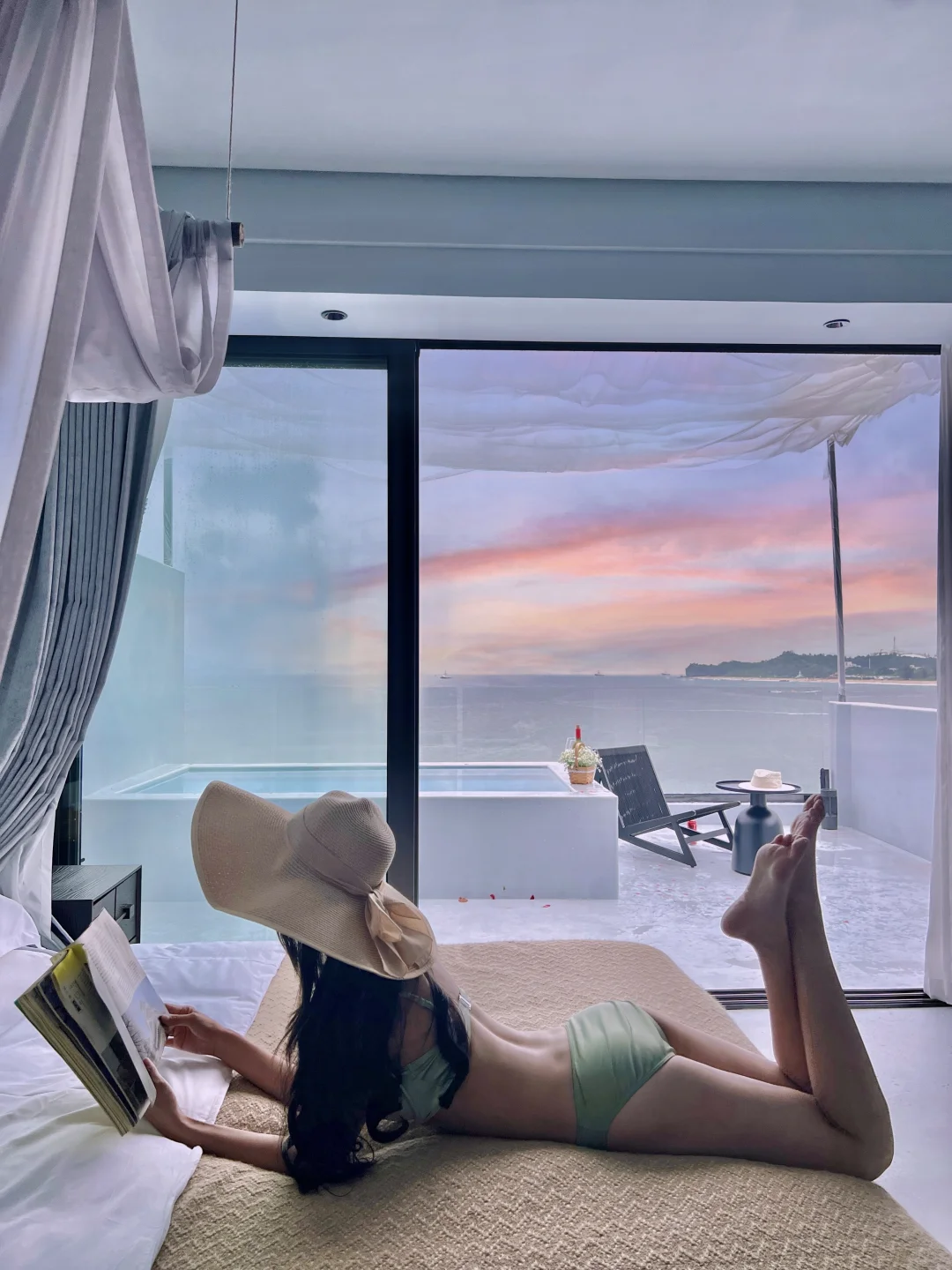 来场浪漫微醺🥂&泳池拍照姿势