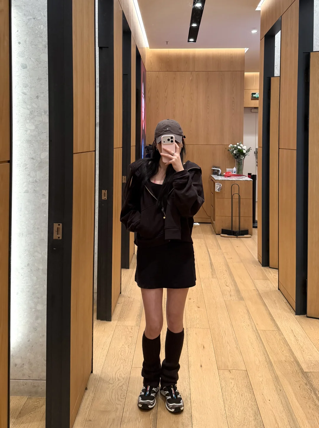 非常喜欢穿lululemon腿袜一女的🙋