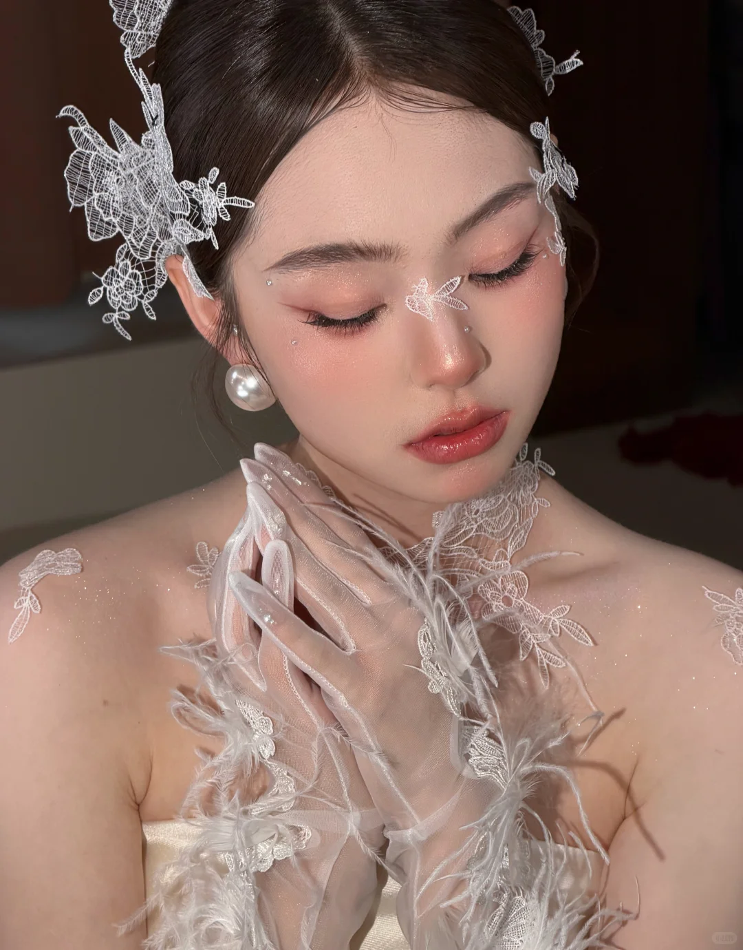 这波蕾丝妆造真是颠覆了三观的美！