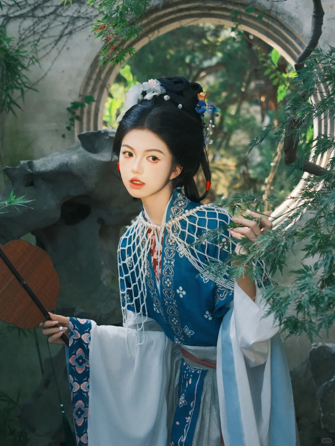 西安苏州汉服|宋制仕女图✨轻复原也太美啦