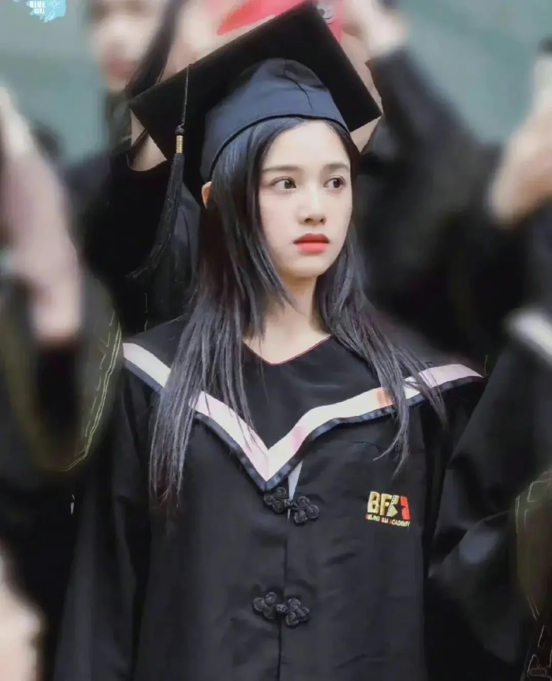 你没见过的张婧仪