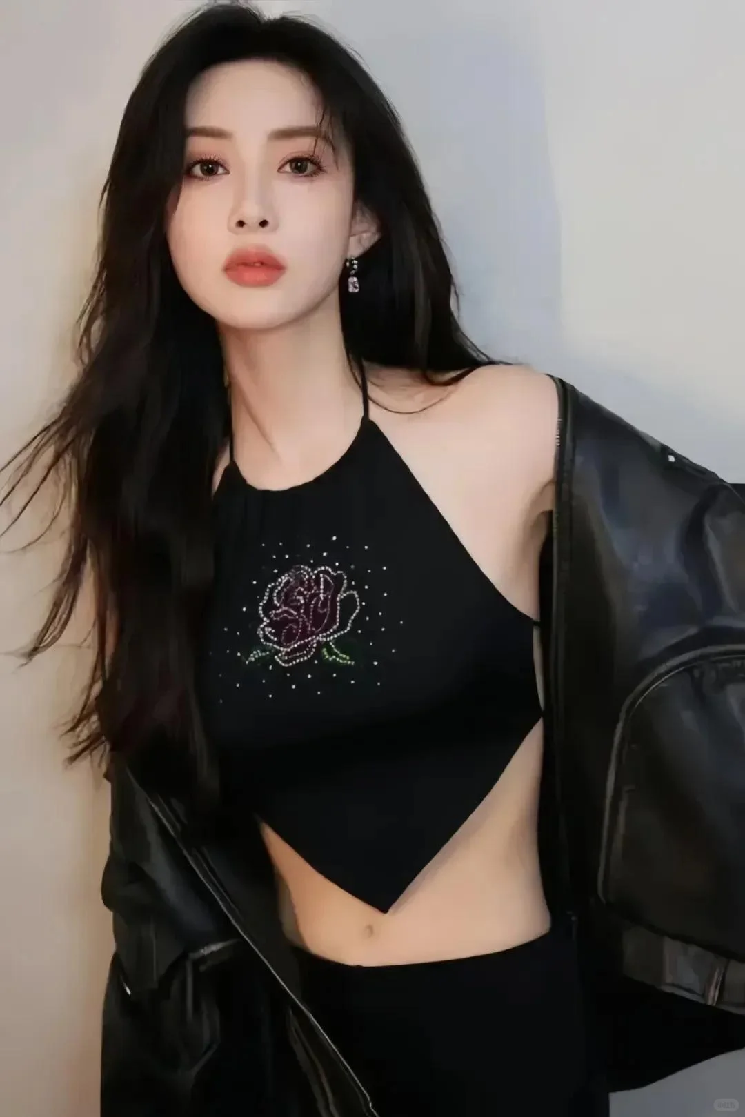 孟子义姐姐的肚兜装穿搭🫶