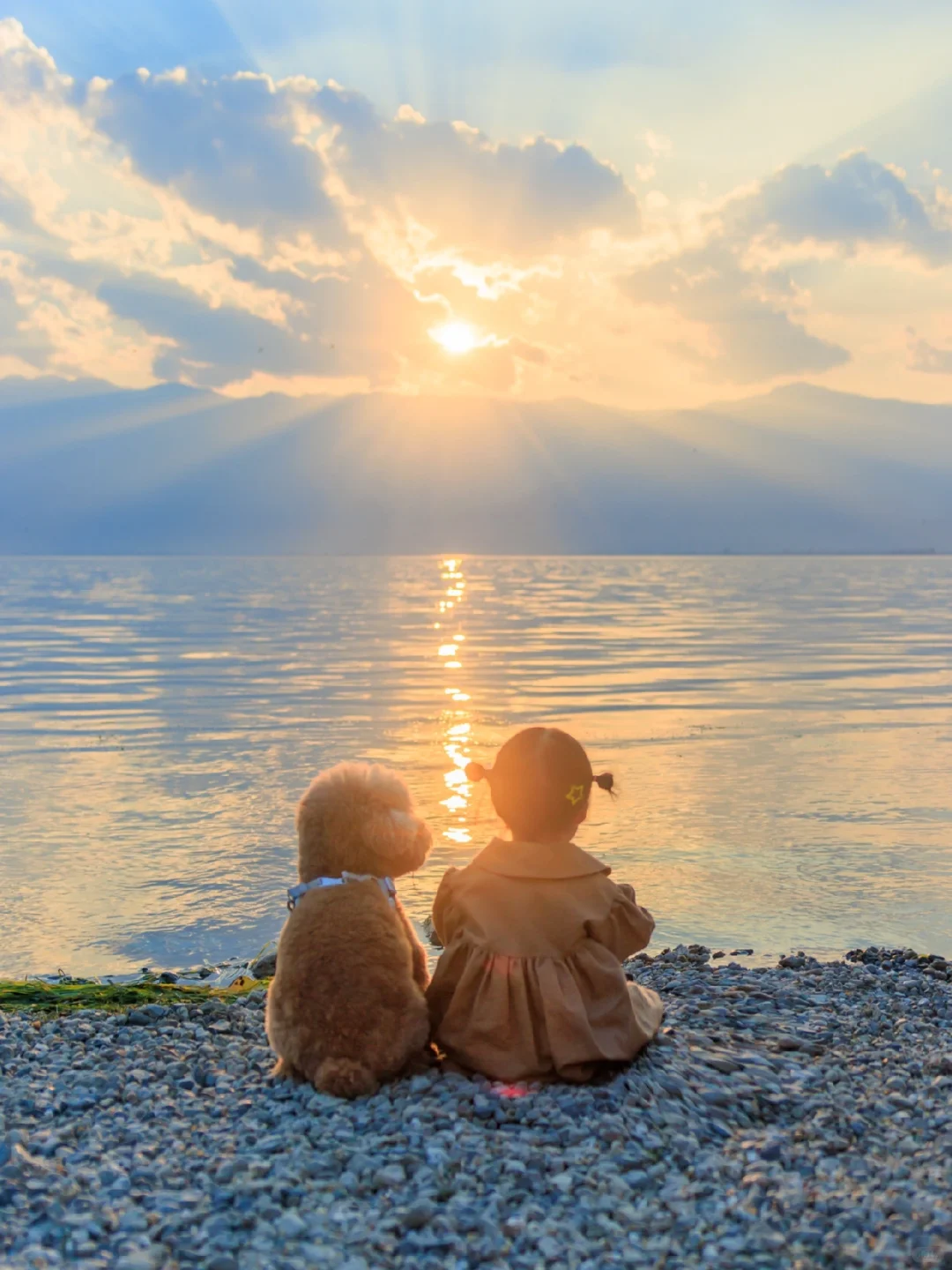 我们一起 看了那么那么多次日落🌅