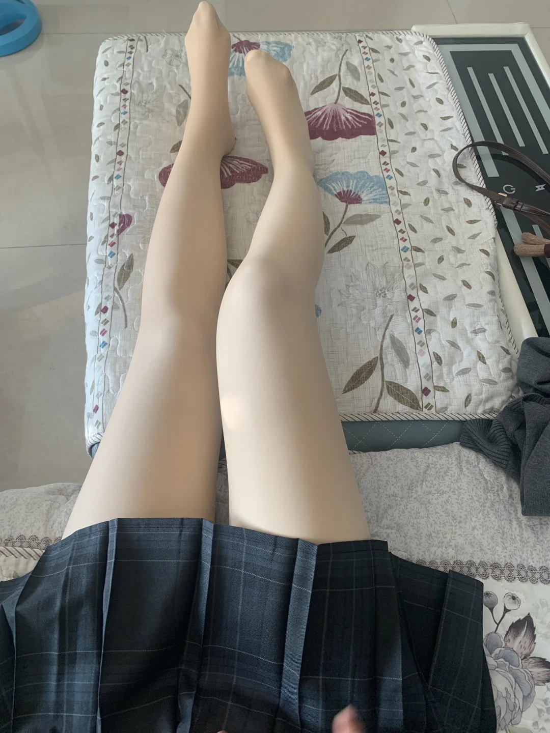 穿了…真的穿了啊啊啊啊……