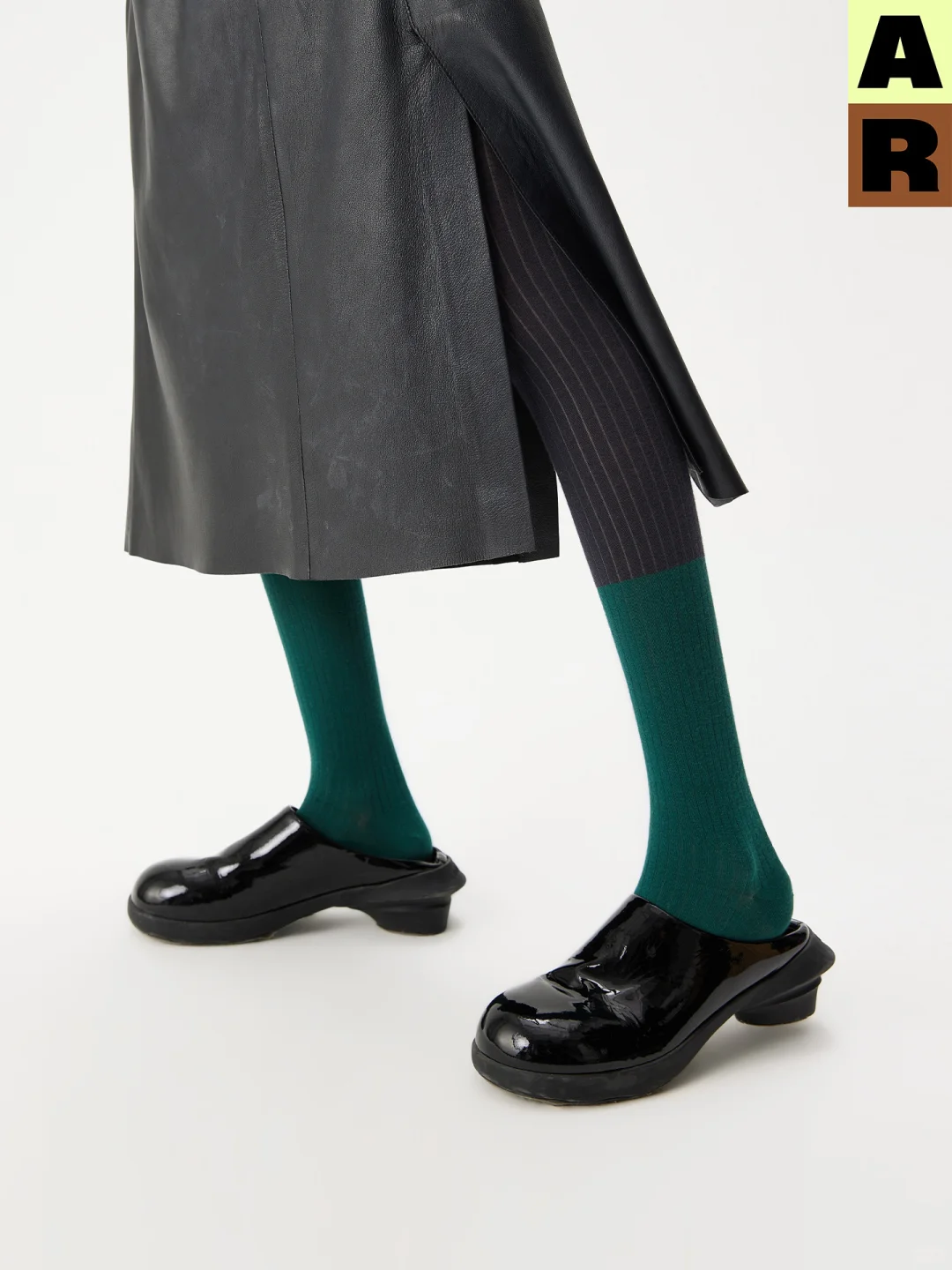 悠然花园｜秋日氛围，用拼接连裤袜「轻」打底