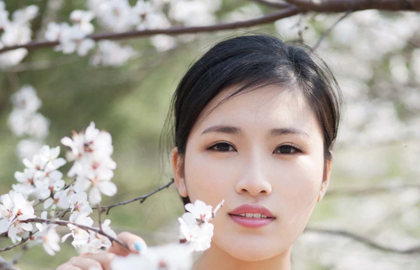 No002 国模高清摄影作品