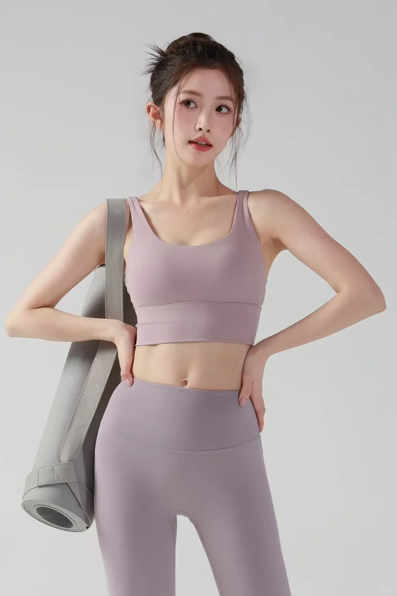 好像ai建模脸/健身瑜伽服吊带背心/模特推荐