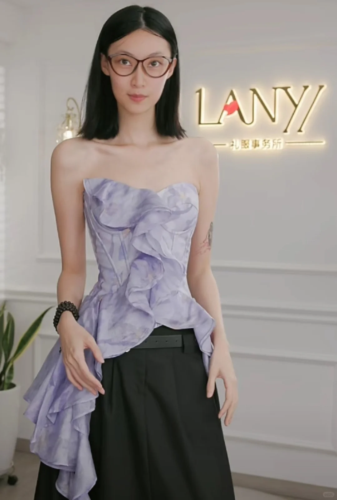 出lanyi胸衣普罗旺斯 蛇蝎美人