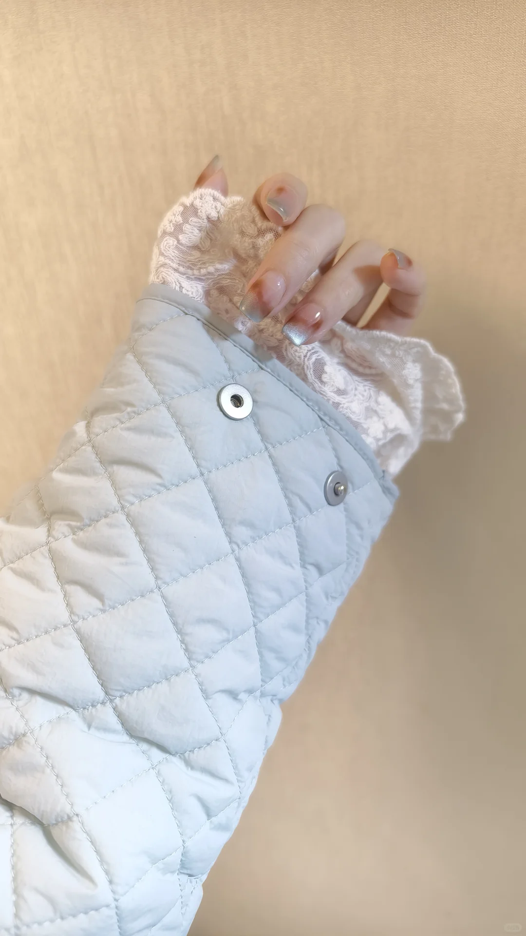 穿一上午vocal了三天！蕾丝叠穿毛衣太绝！