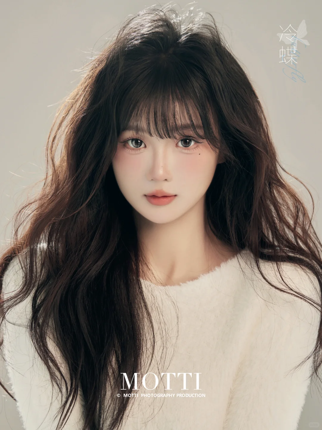 奶fufu的韩系写真🌸少女与鲜花撞了个满怀