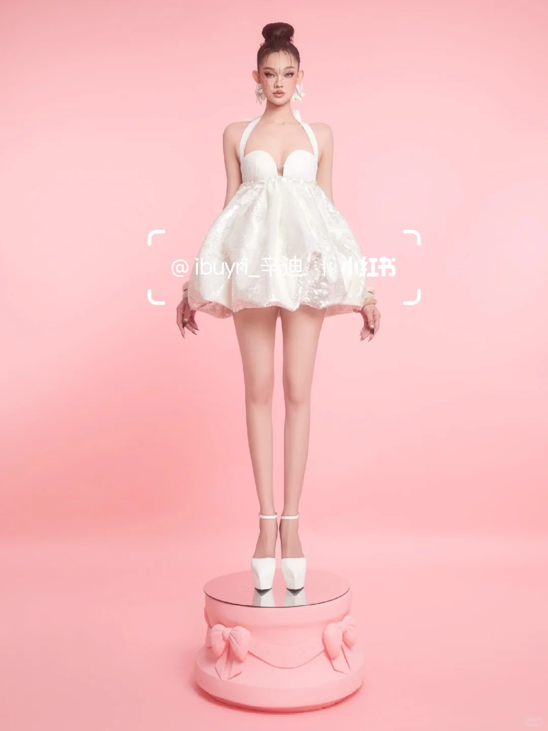 小黑裙暴击！甜辣妹的“斩男又斩女”秘籍!