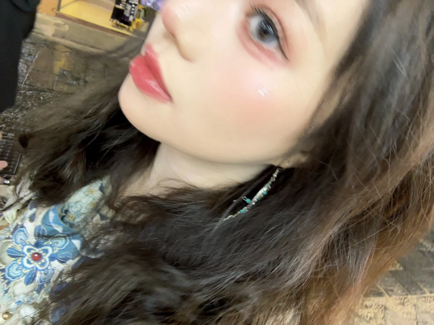 想把这个妆焊死在脸上