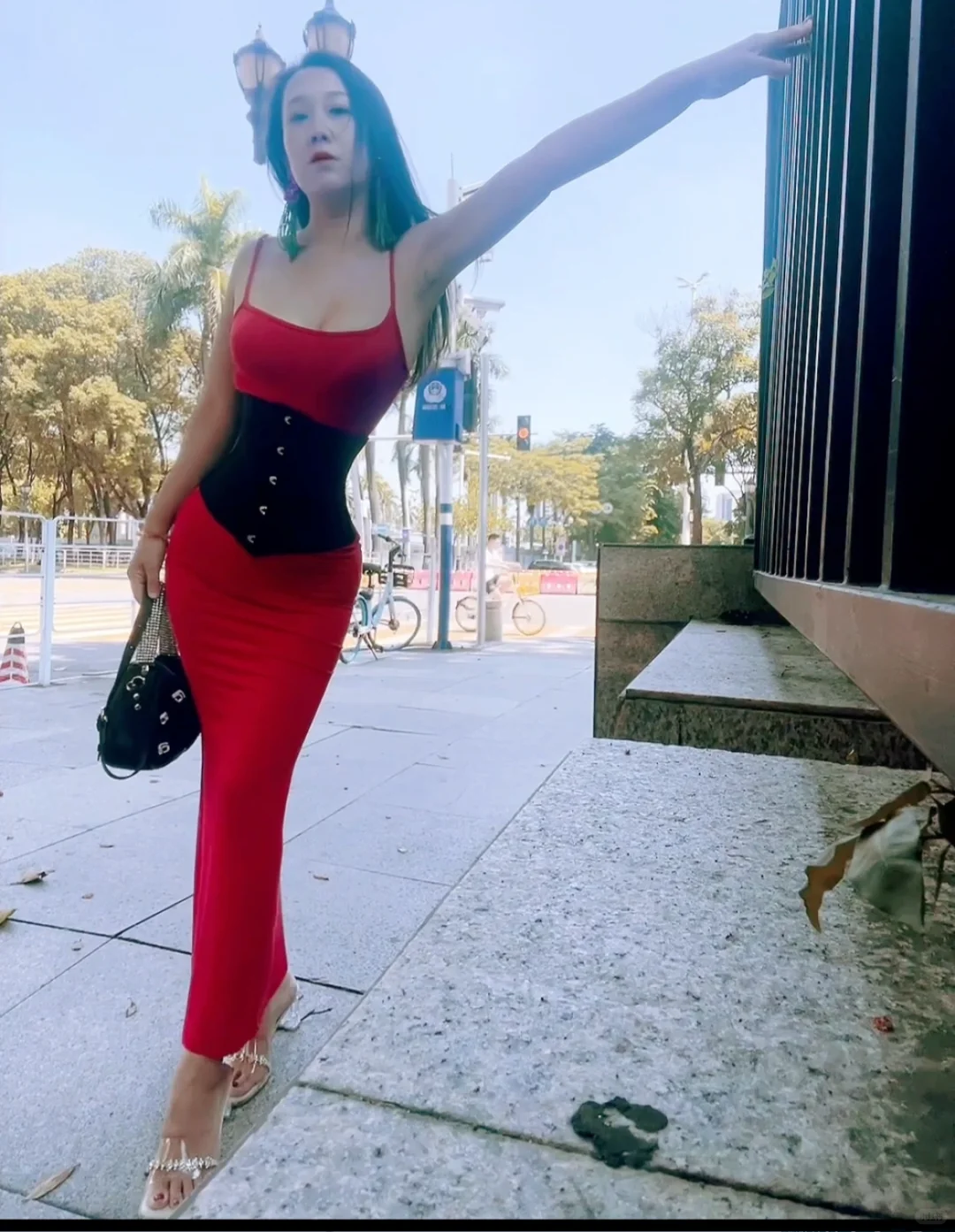 漫画腰臀比 沙漏身材束腰