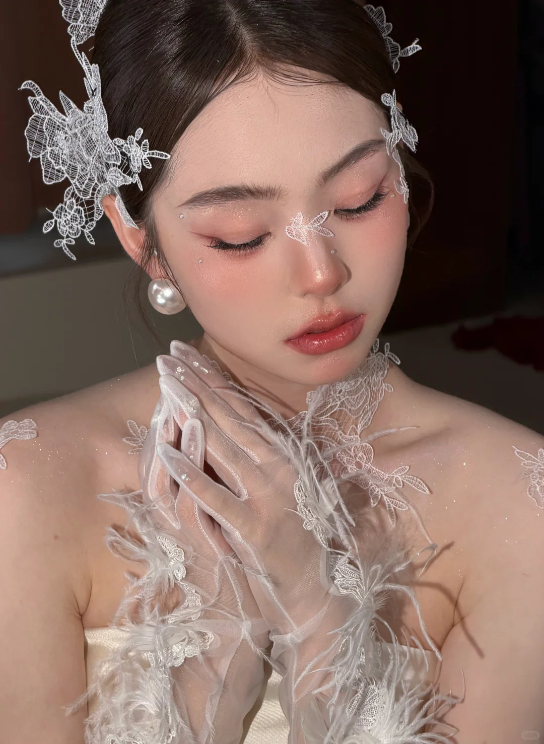 这波蕾丝妆造真是颠覆了三观的美！