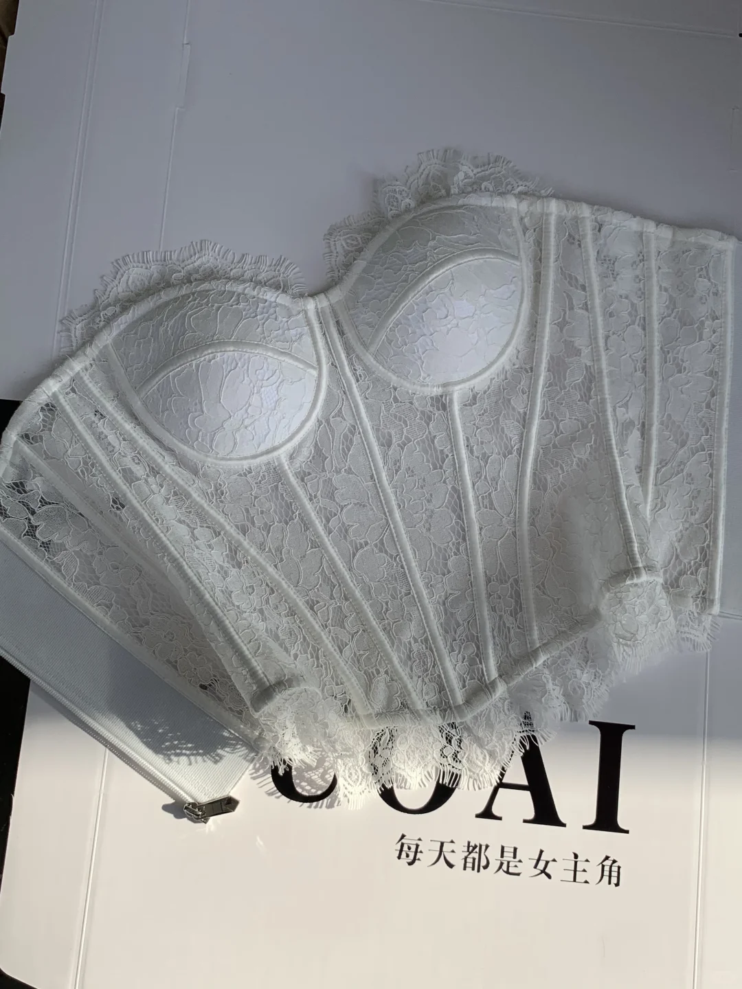 求广大网友锐评我们家的鱼骨胸衣新品~