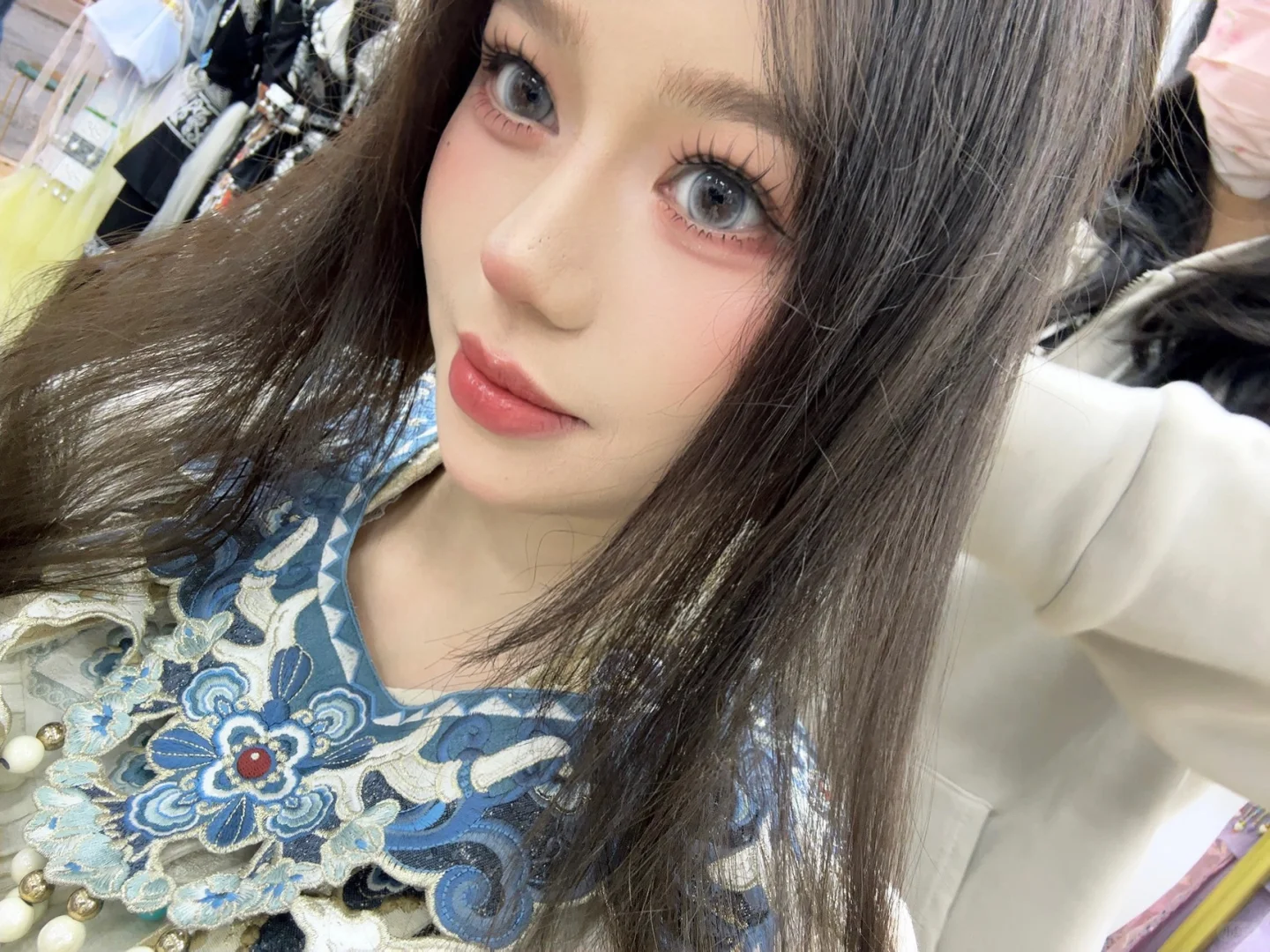 想把这个妆焊死在脸上