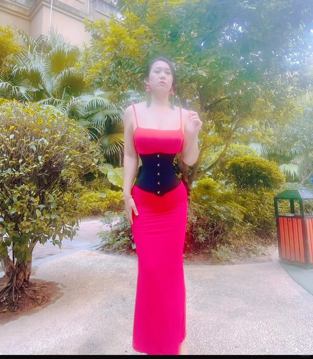 漫画腰臀比 沙漏身材束腰