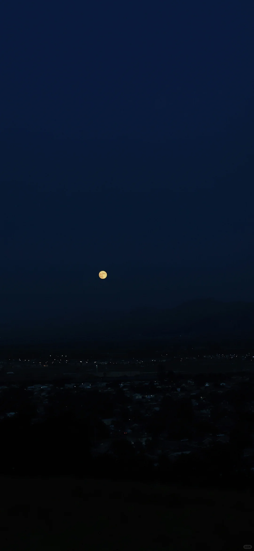 12张高清小众全屏壁纸