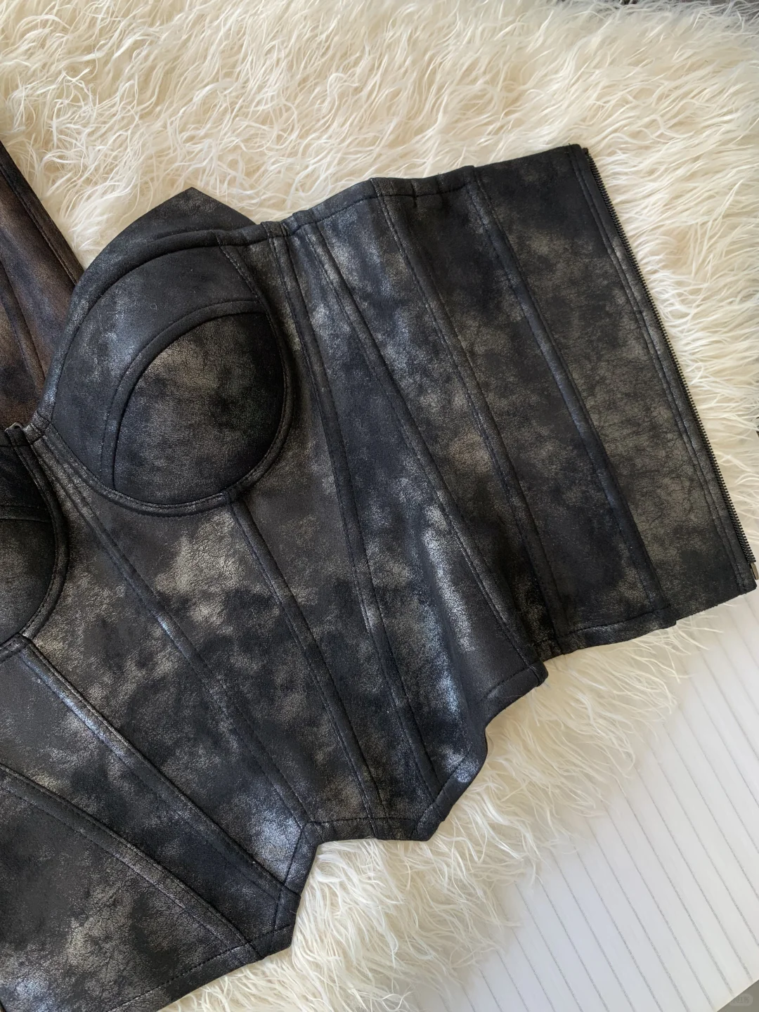 鱼骨胸衣｜新品！喜欢暗黑系的姐妹不要错过～