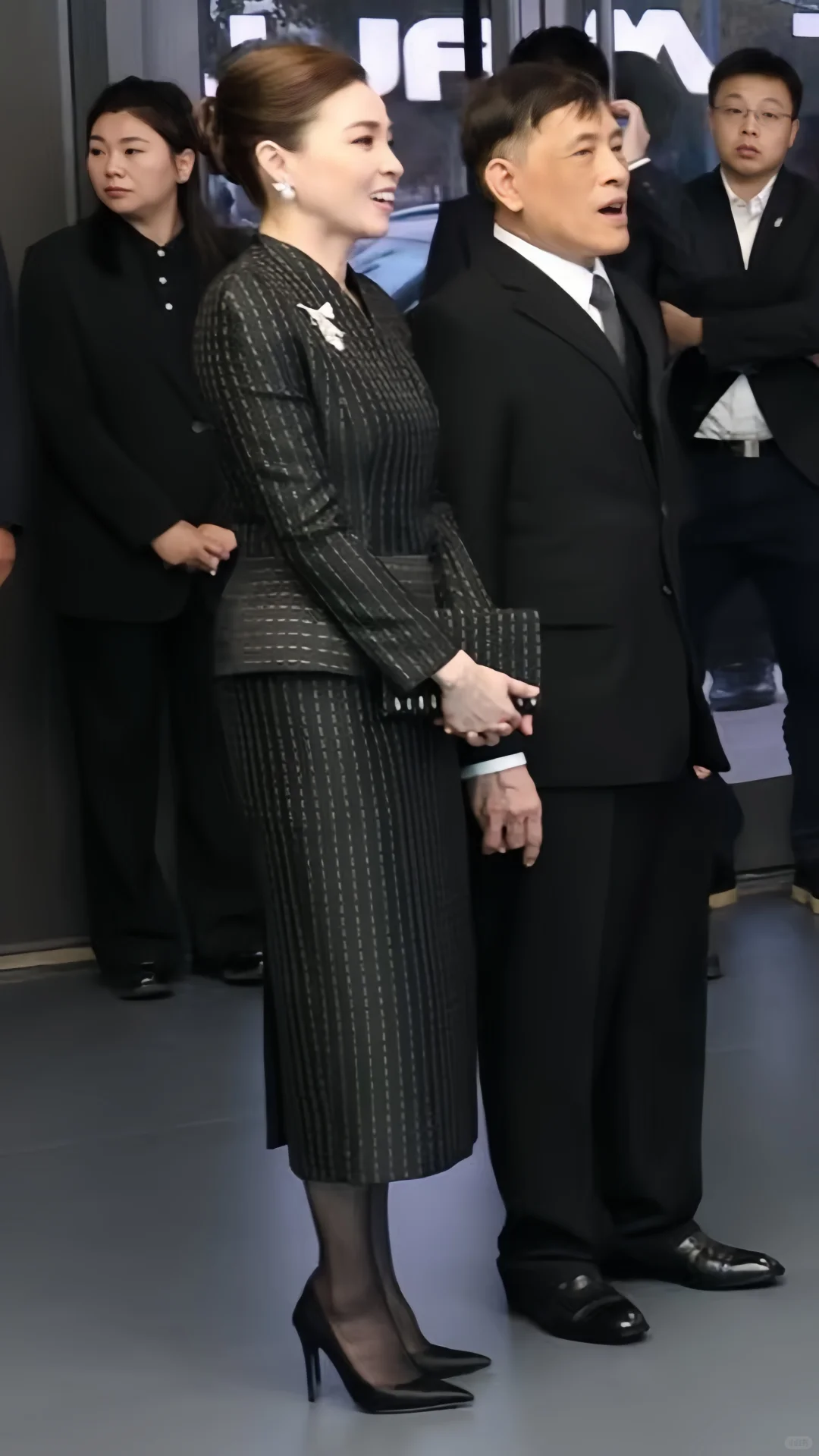 泰国王妃的黑丝真过瘾啊