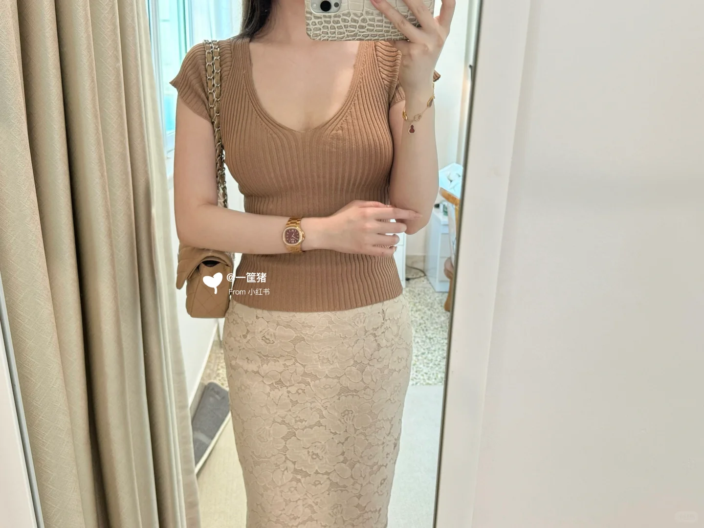 又娇又媚姐姐系具象化 美在我的审美上了！