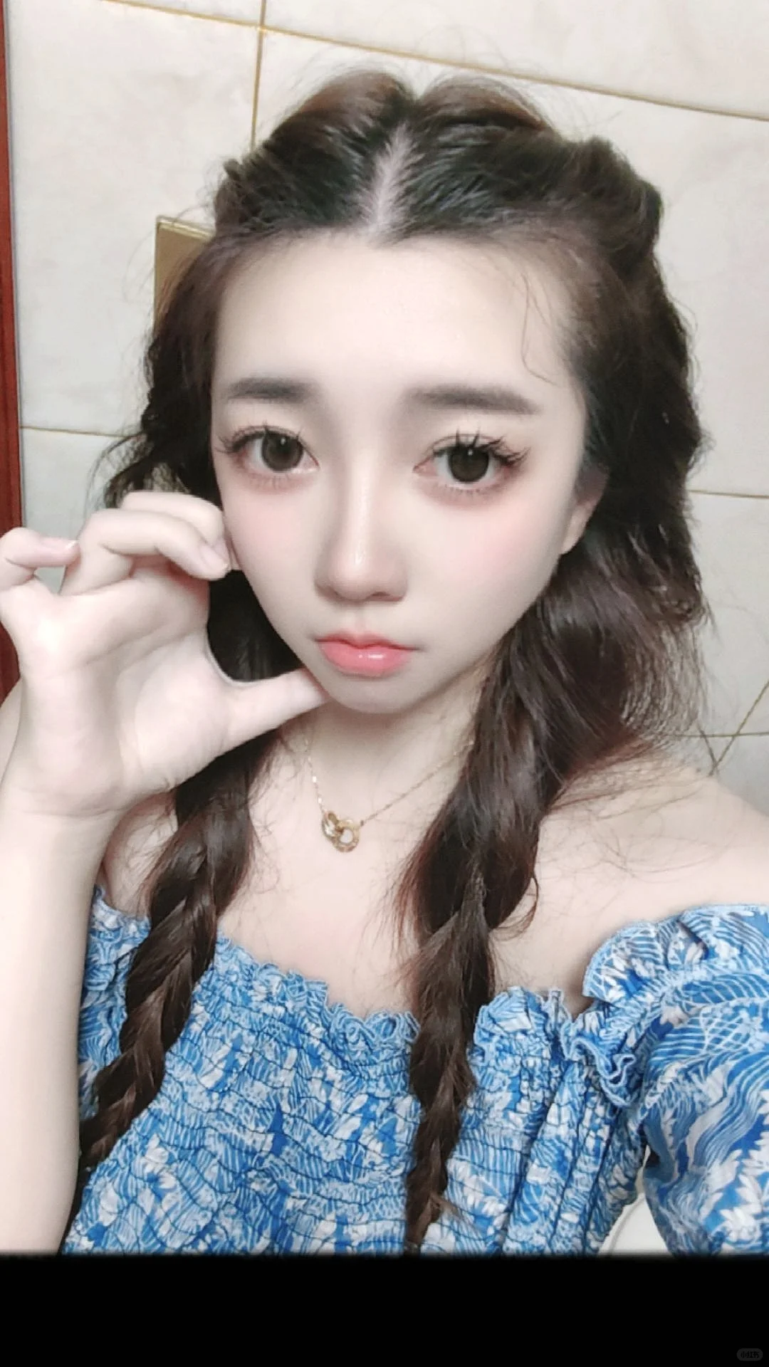 你都叫我小姐了，那我自然是娇生惯养的