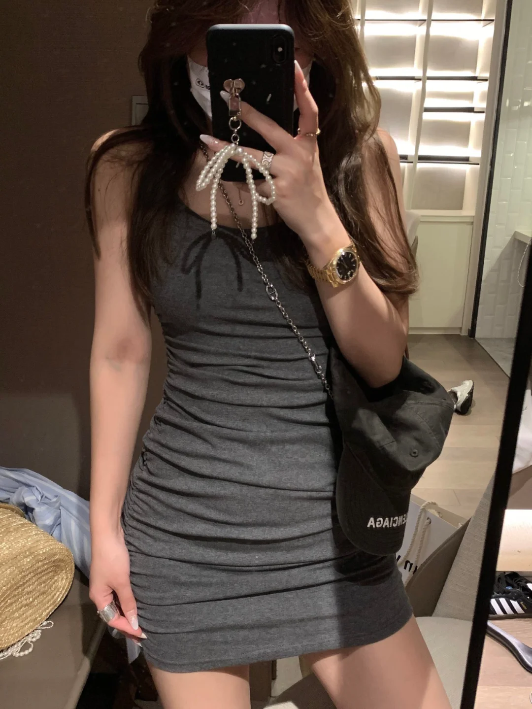 辣妹穿搭👉自带胸垫的吊带裙