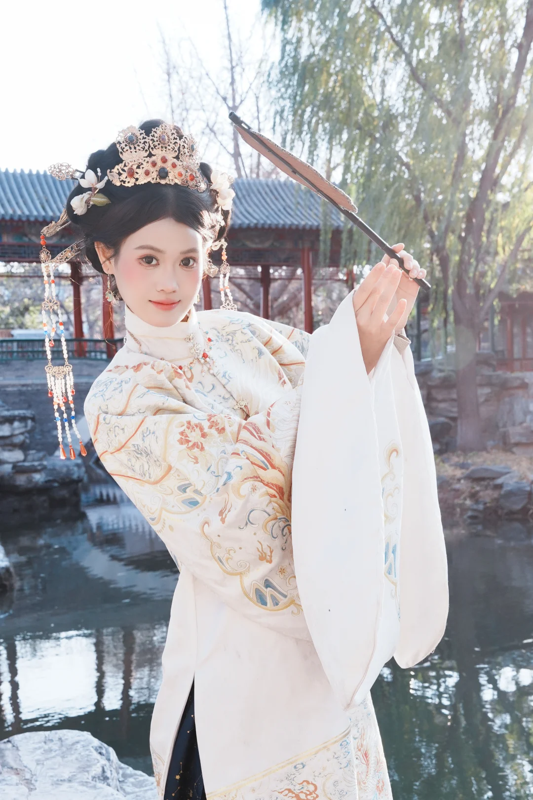 她真的太适合汉服了～～