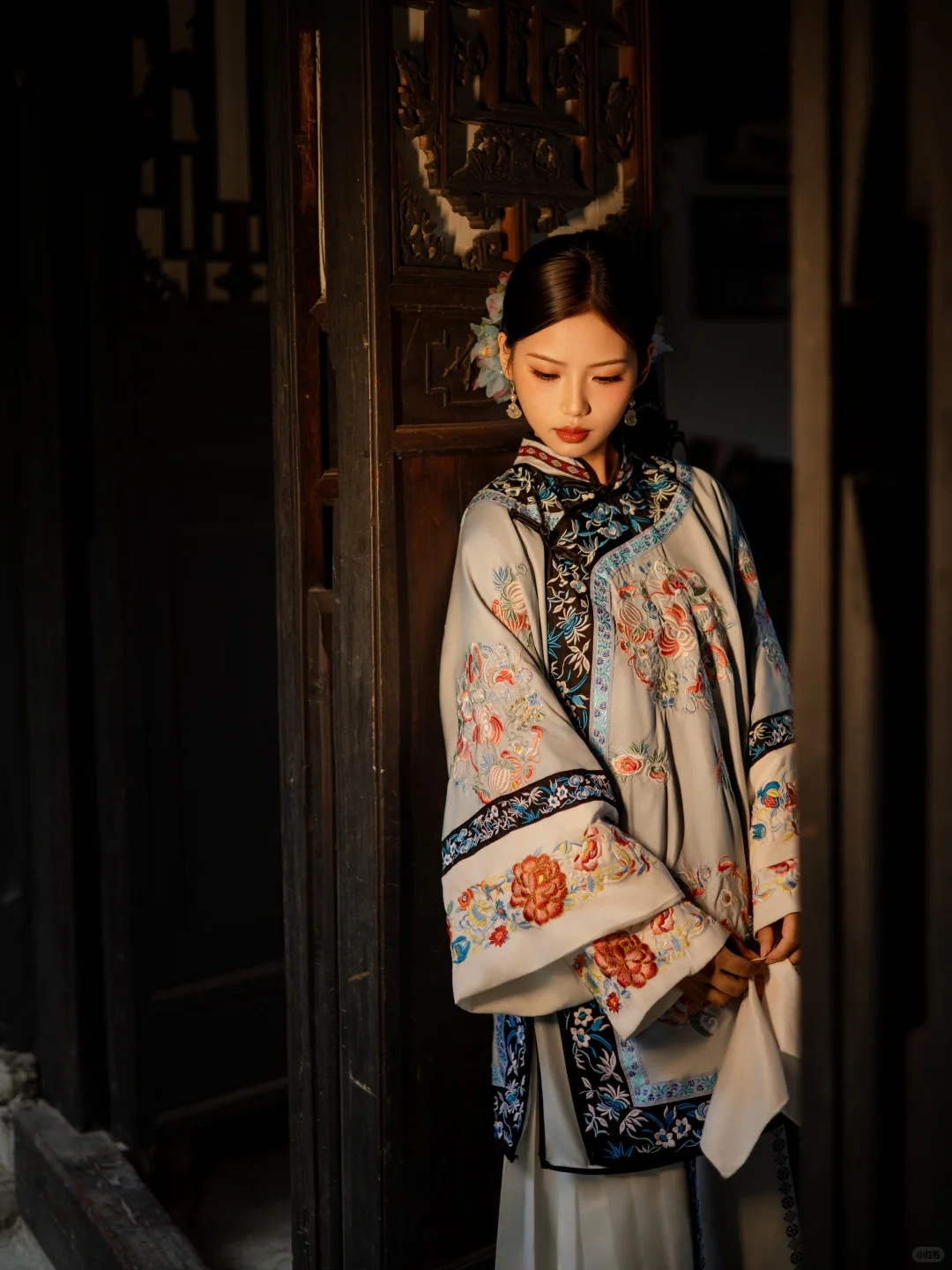 一场生于旧时的梦🍂氛围感清汉女写真📸