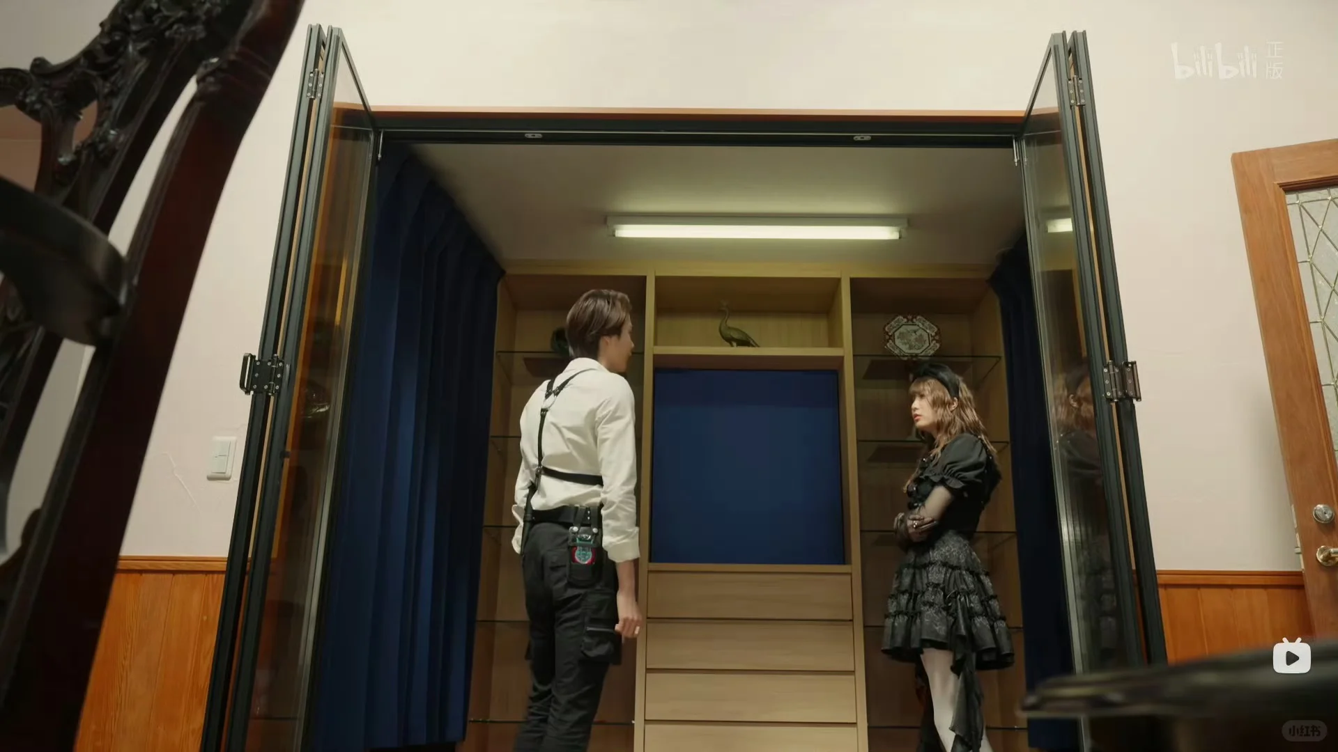 假面骑士ZZZ宁莫cp+宁梦黑裙白丝穿搭