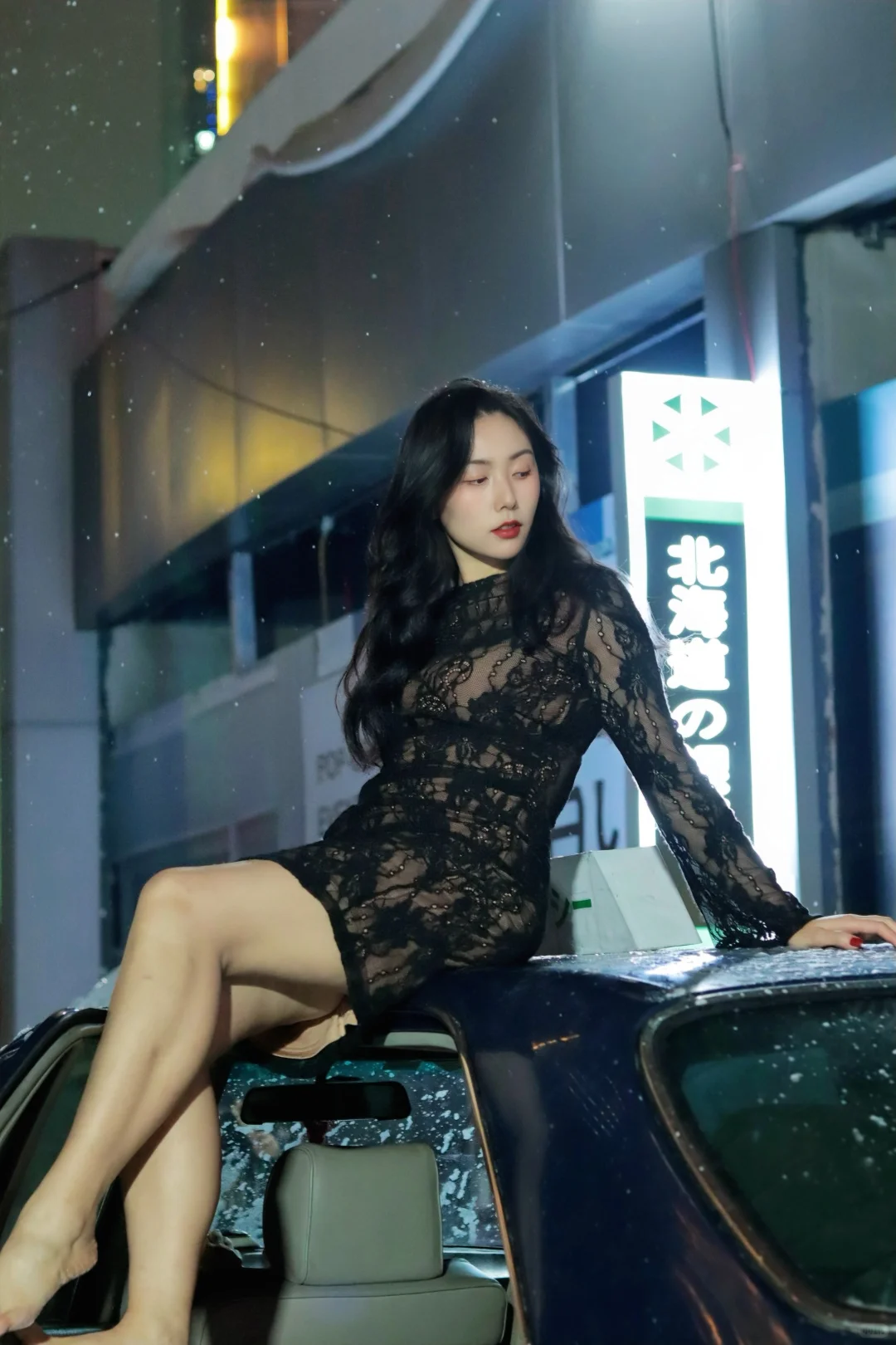 红唇➕蕾丝，这道题我会