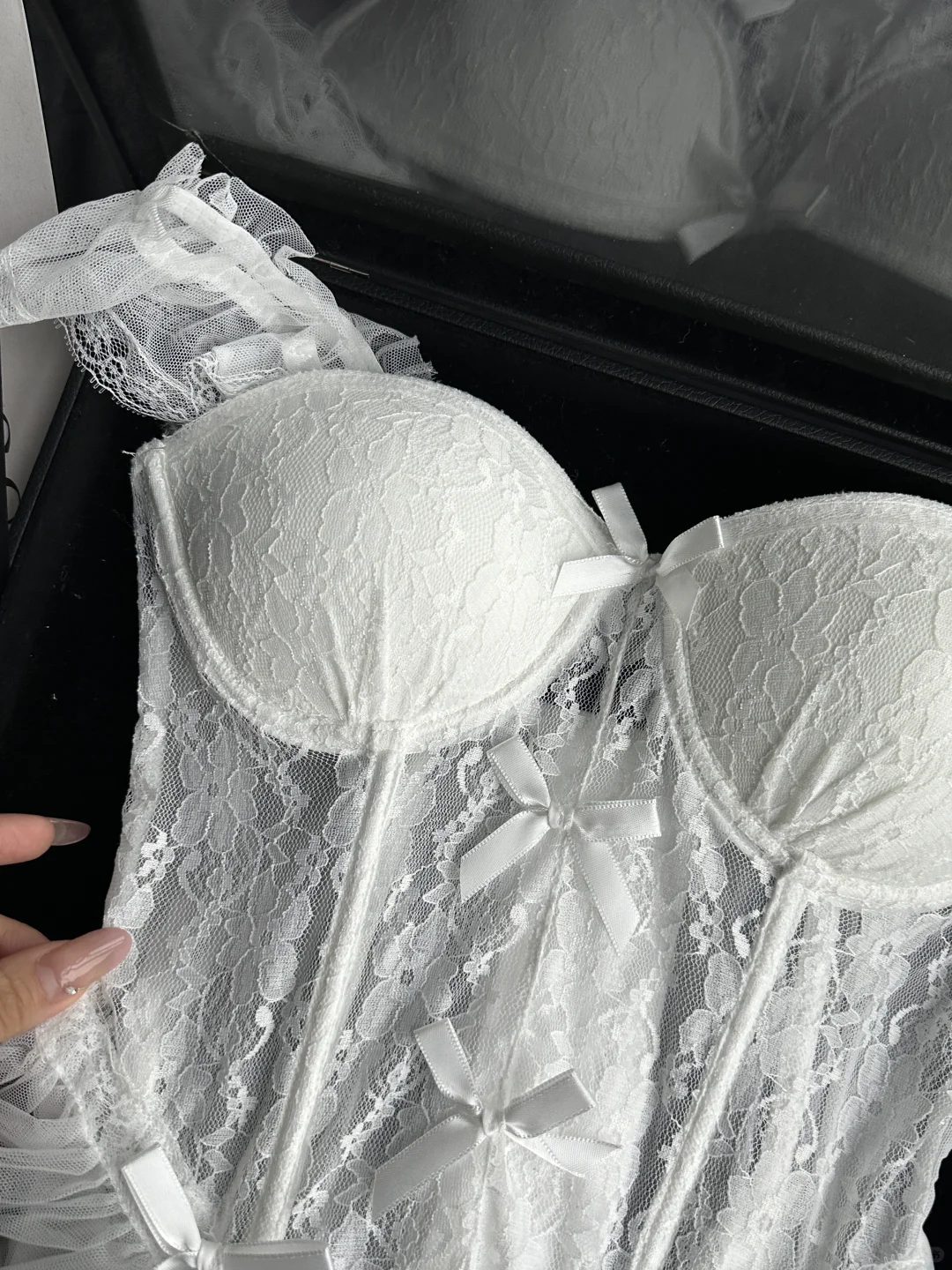 淡淡的小烧感…超纯欲的少女鱼骨胸衣！！🤍
