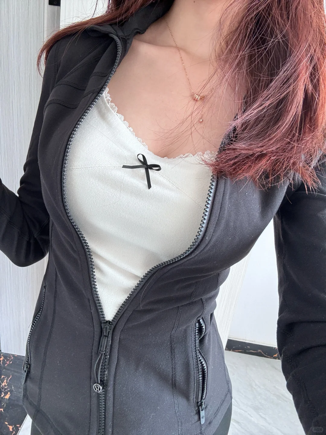 被问爆的奶杏色吊带!